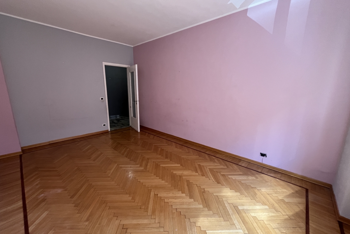 Appartamento in stabile signorile | Zona Santa Rita