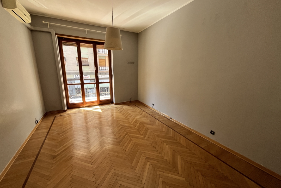 Appartamento in stabile signorile | Zona Santa Rita